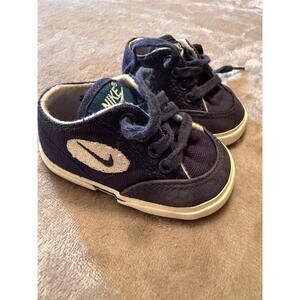 Vintage 90s NIKE Toddler Shoes Baby Canvas Size 2 Blue & White Lace Up